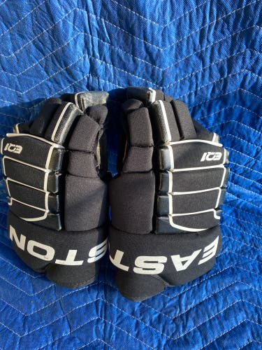 Great Shape No Palm Holes! Easton 14"  EQ Pro Gloves