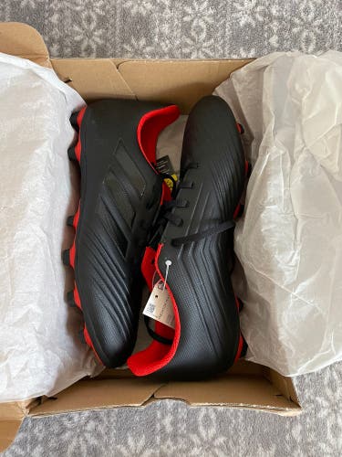 New Men's Size 11 (Women's 12) Molded Cleats Adidas Predator 19.4 fxg Cleats