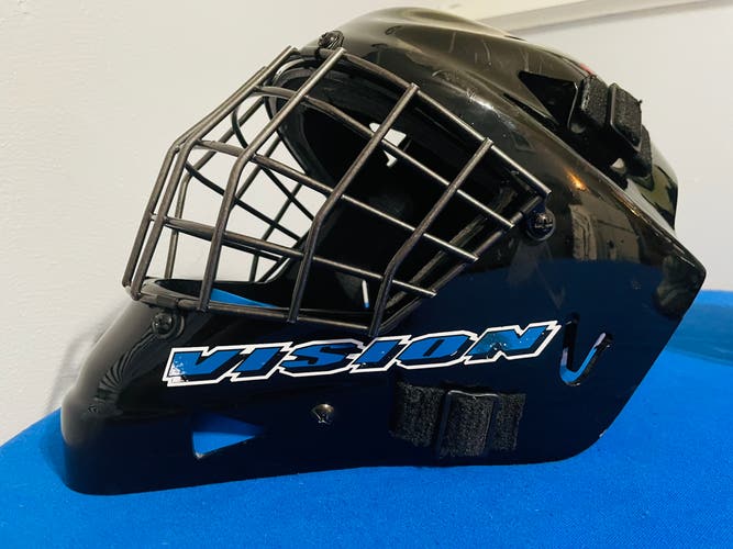 Vaughn Vision Goalie Mask New Padding Cage Hardware