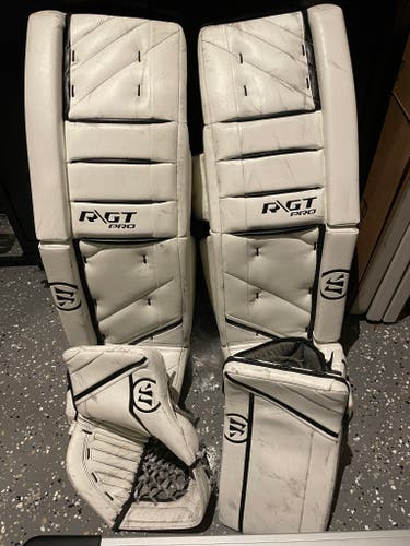Used 35" Regular Warrior Ritual GT Pro Goalie Full Set