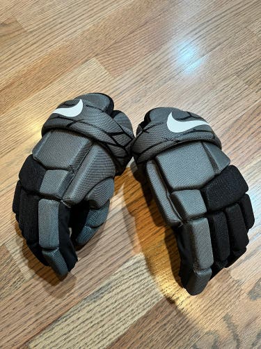 Lacrosse Gloves NIKE Youth 8”