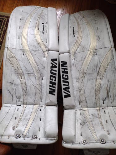 Used 28" Vaughn Ventus LT58 Goalie Leg Pads
