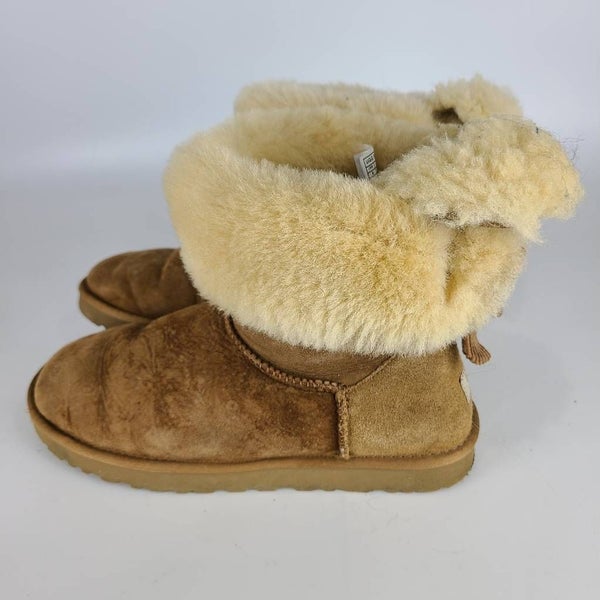 UGG - Fur-Lined Snow Boots - Women - Lamb Fur/Suede/Rubber - 9 - Brown