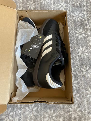 Black New Size 2 Unisex Adidas Samba Shoes