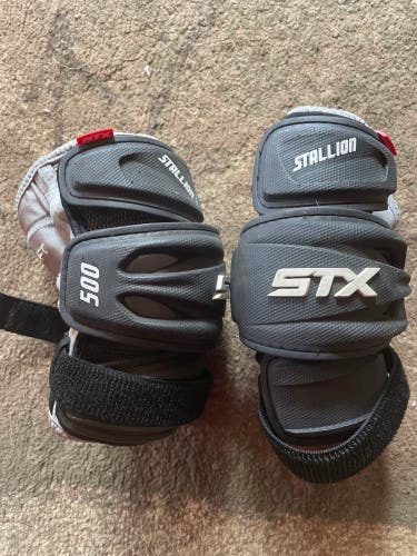 Medium STX Stallion 500 Arm Pads