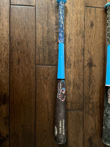Viper wood bat