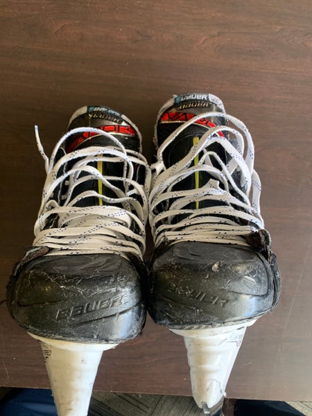 Senior Bauer Regular Width Pro Stock Size 7 Vapor 2X Pro Hockey Skates