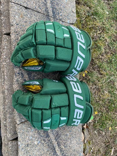 Bauer Nexus 2900 Gloves