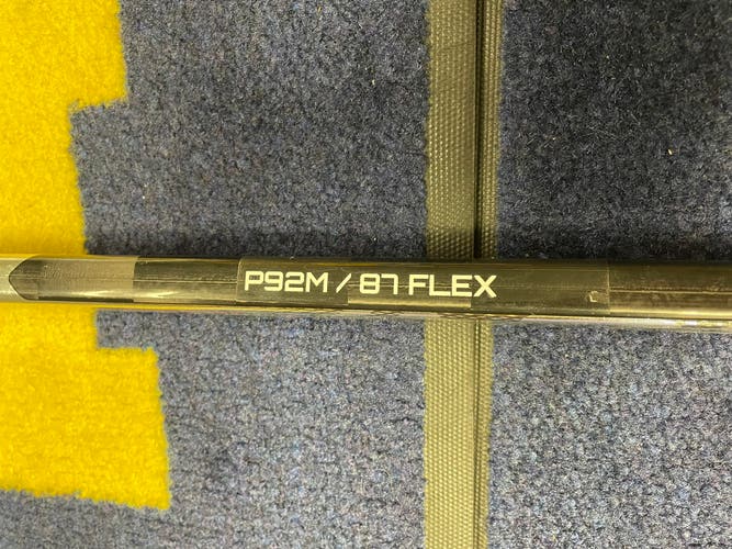 Senior Left Hand P92M Vapor Hyperlite Hockey Stick