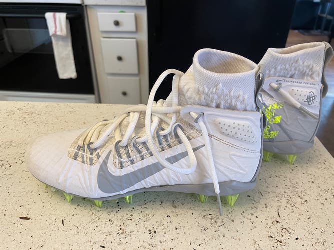 White Used Molded Cleats Nike Huarache