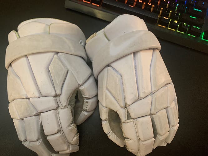 Used Player's Nike  Vapor Pro Lacrosse Gloves