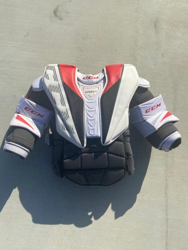 CCM Extreme Flex 5.9 chest protector