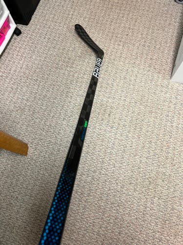 New Left Hand Mid Pattern Pro Stock Nexus Geo Hockey Stick