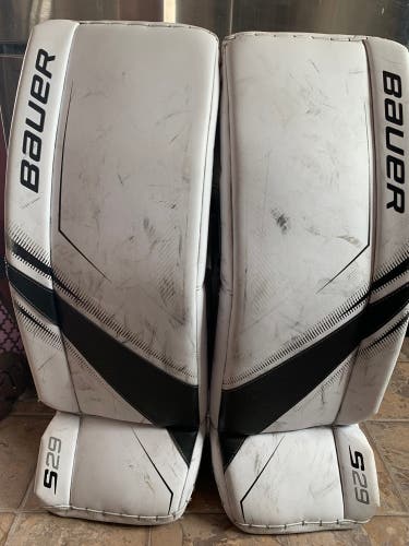 33" Bauer  Supreme S29 Goalie Leg Pads