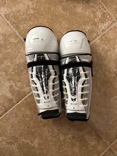 Ccm Tacks Shin Pads