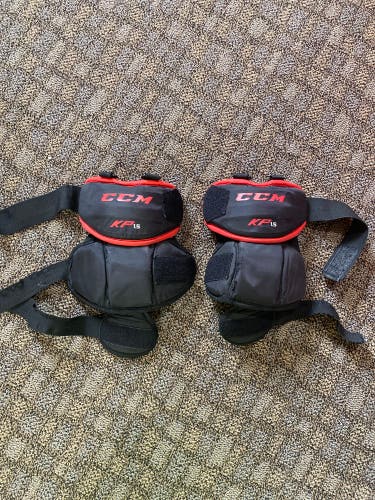 Ccm knee thigh pads