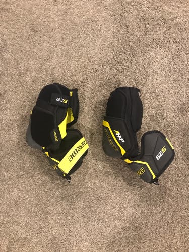 Large Bauer Supreme s29 Elbow Pads