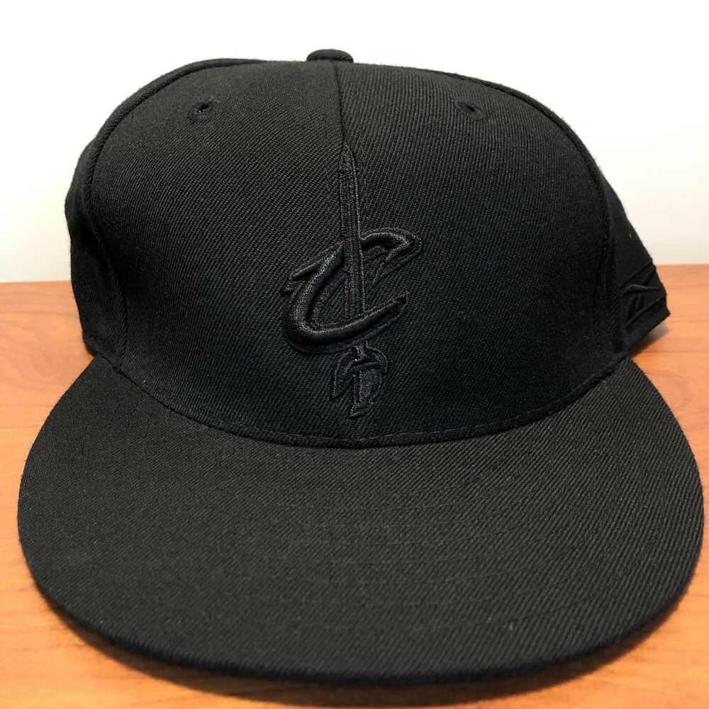 Cleveland Cavaliers Hat Cap Fitted 7 3 