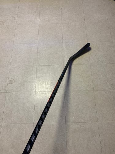 New Warrior Covert Qre Pro T1 RH 75 Flex W03 Hockey Stick