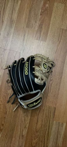 Infield 11.5" A2000 Baseball Glove