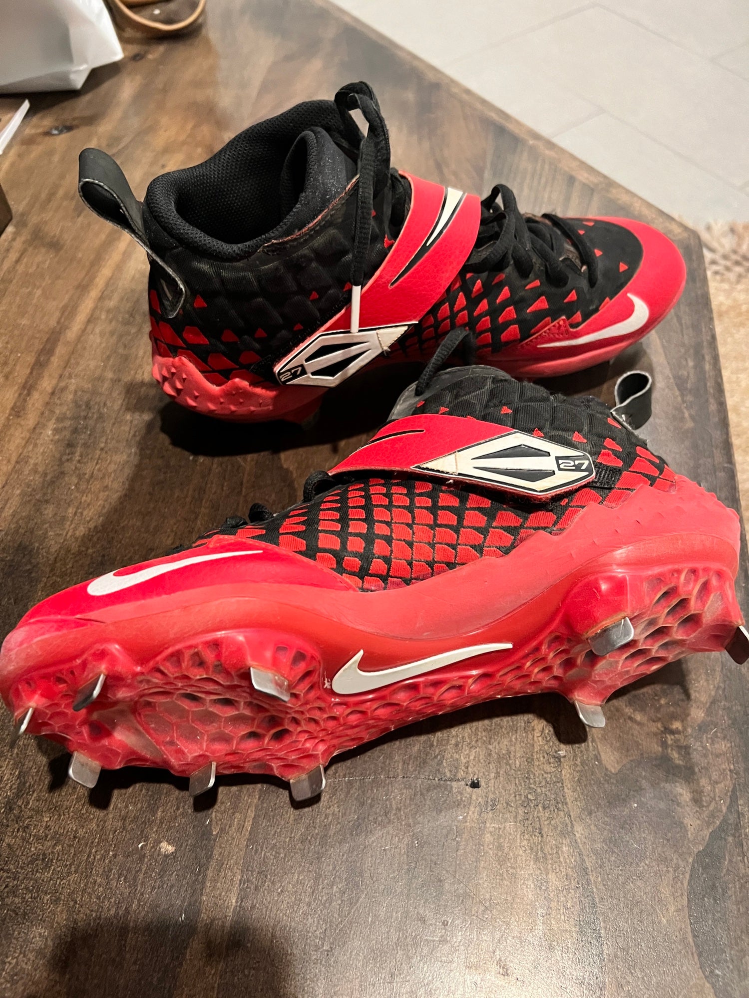 Used Nike TROUT 27 Senior 7.5 Baseball and Softball Cleats