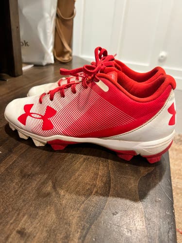 Under Armour Baseball Rubber Cleats Size 7