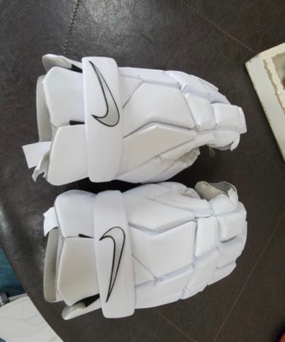 Used Player's Nike 13" Vapor Lacrosse Gloves