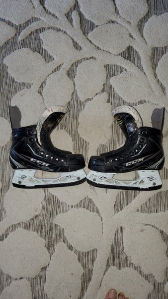 Youth Used CCM RibCor 70K Hockey Skates Regular Width Size 13.5