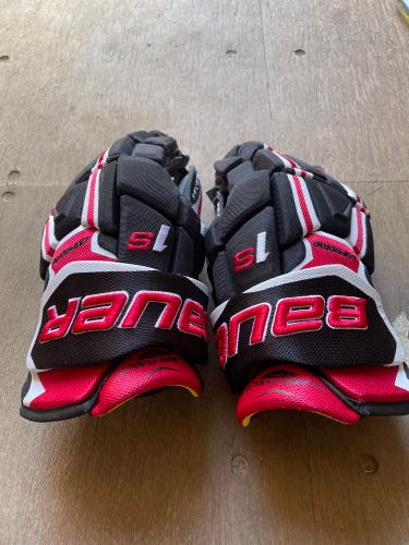 Bauer 14"  Supreme 1S Gloves Red And Black