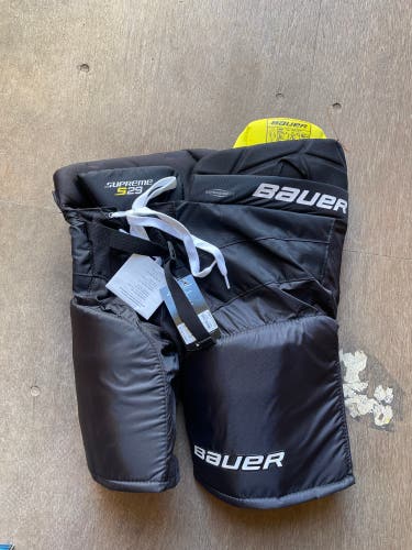 Junior Large Bauer  Supreme S29 Hockey Pants