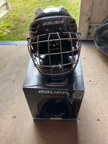 New Bauer Re-Akt Helmet Combo