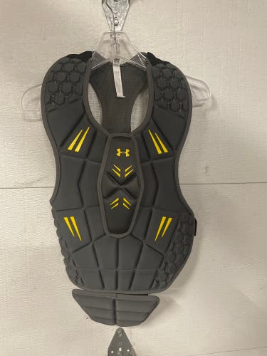 Used Medium Under Armour VFT Chest Protector