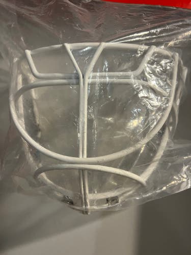 New CCM Pro Goalie Mask Cage Cat Eye M/L