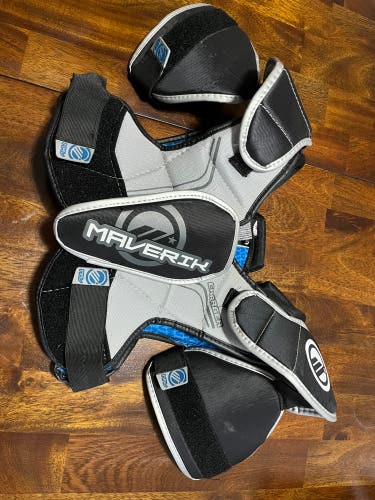 Used Medium Maverik Charger Shoulder Pads