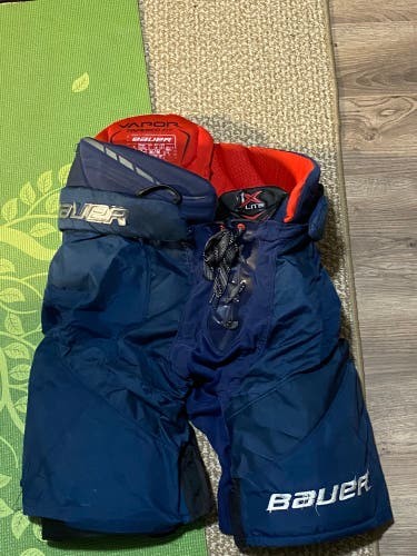 Senior Medium Bauer  Vapor 1X Hockey Pants