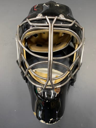 Used  Eddy Goalie Mask