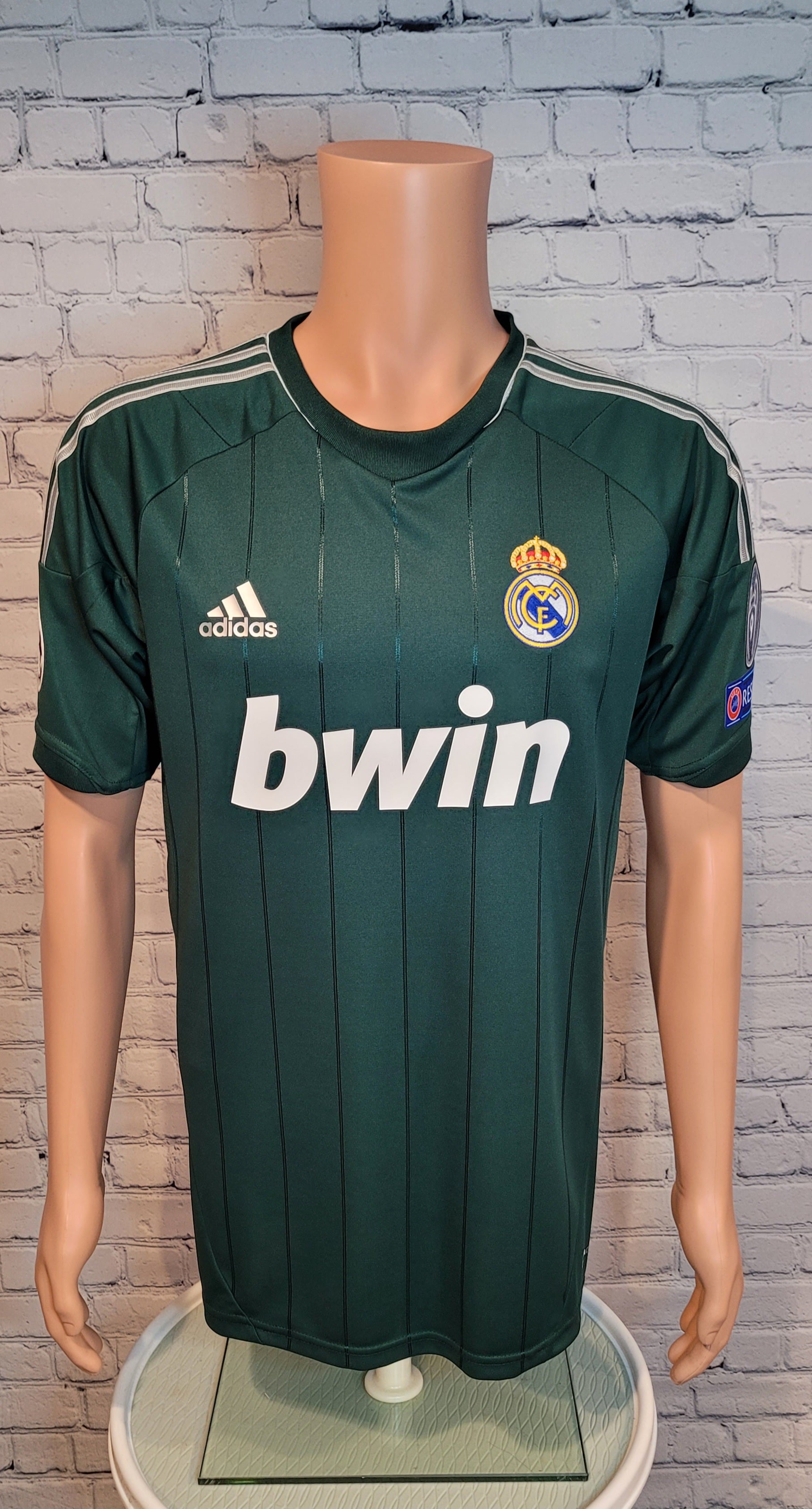 Adidas Real Madrid Away Jersey Retro Classic #7 RONALDO Size Mans Large  Only