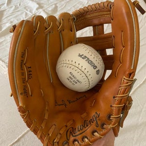 Used Left Hand Throw Rawlings Outfield Fastback Baseball Glove 12"
