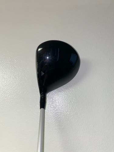 Men's Right Handed Extra Stiff Flex 9.5 Loft 915D3 Driver
