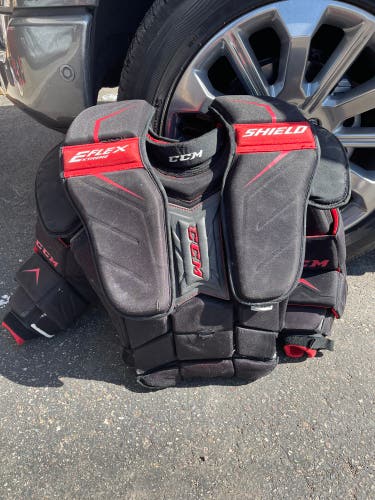 Large CCM  Extreme Flex Shield Pro Goalie Chest Protector