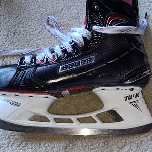 Senior Used Bauer Vapor X800 Hockey Skates Regular Width Size 7.5