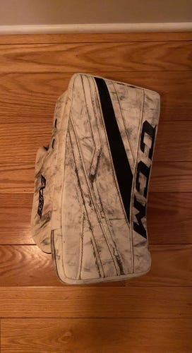 Used Regular CCM Extreme Flex III Pro Stock