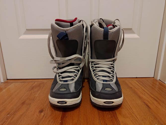 Women's Used Size 8.0 (Women's 9.0) Ride Snowboard Boots All Mountain