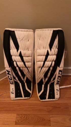 Used 33" CCM Extreme flex 4.9 Goalie Leg Pads