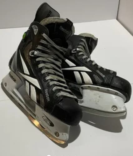 Senior Used Reebok 11K pump Hockey Skates Regular Width Size 10