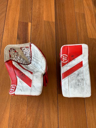 Warrior junior ice hockey goalie catcher and blocker