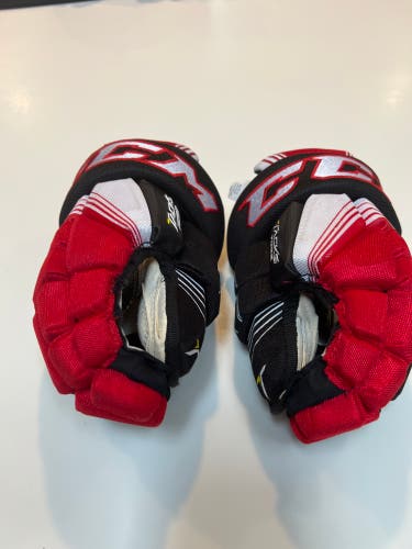 CCM 10"  Tacks 7092 Gloves Used