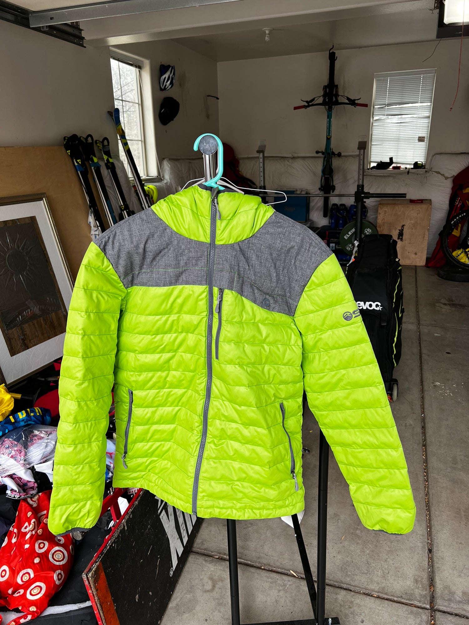 SYNC Stretch Puffy Jacket - Limited Edition Color | SidelineSwap