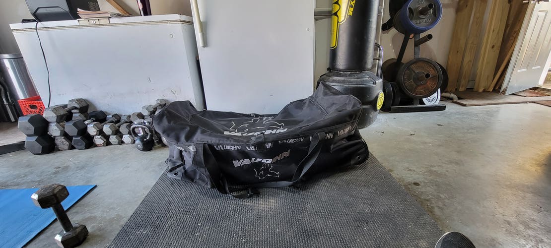 Vaughn Goalie Bag WITH WHEELS