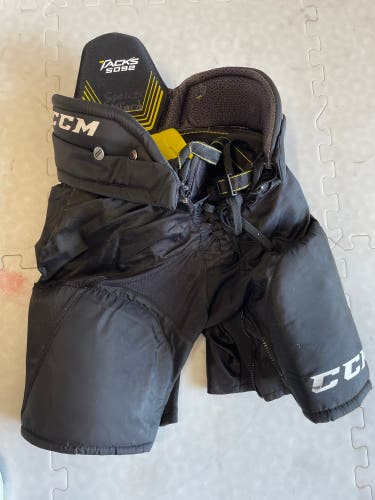 Junior Medium CCM  Tacks 5092 Hockey Pants